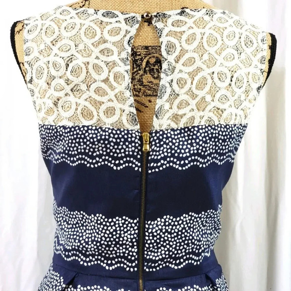 JULIAN TAYLOR Women's Mixed Fabric Pleated Striped Tea Dress Size 12 Navy Blue - Picture 14 of 16